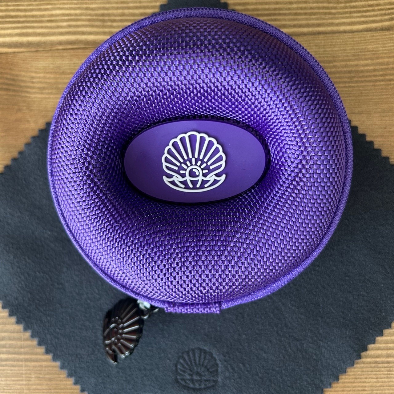 Clam Single Watch Travel Case - Wimbledon Purple