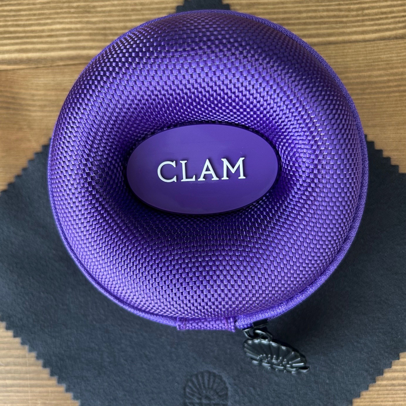 Clam Single Watch Travel Case - Wimbledon Purple - Image 2