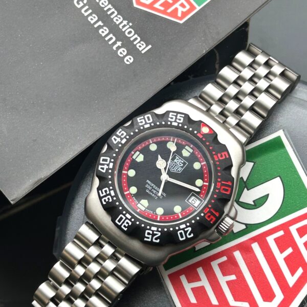 1990's TAG Heuer Formula 1 Professional Quartz Midsize Watch 374.513