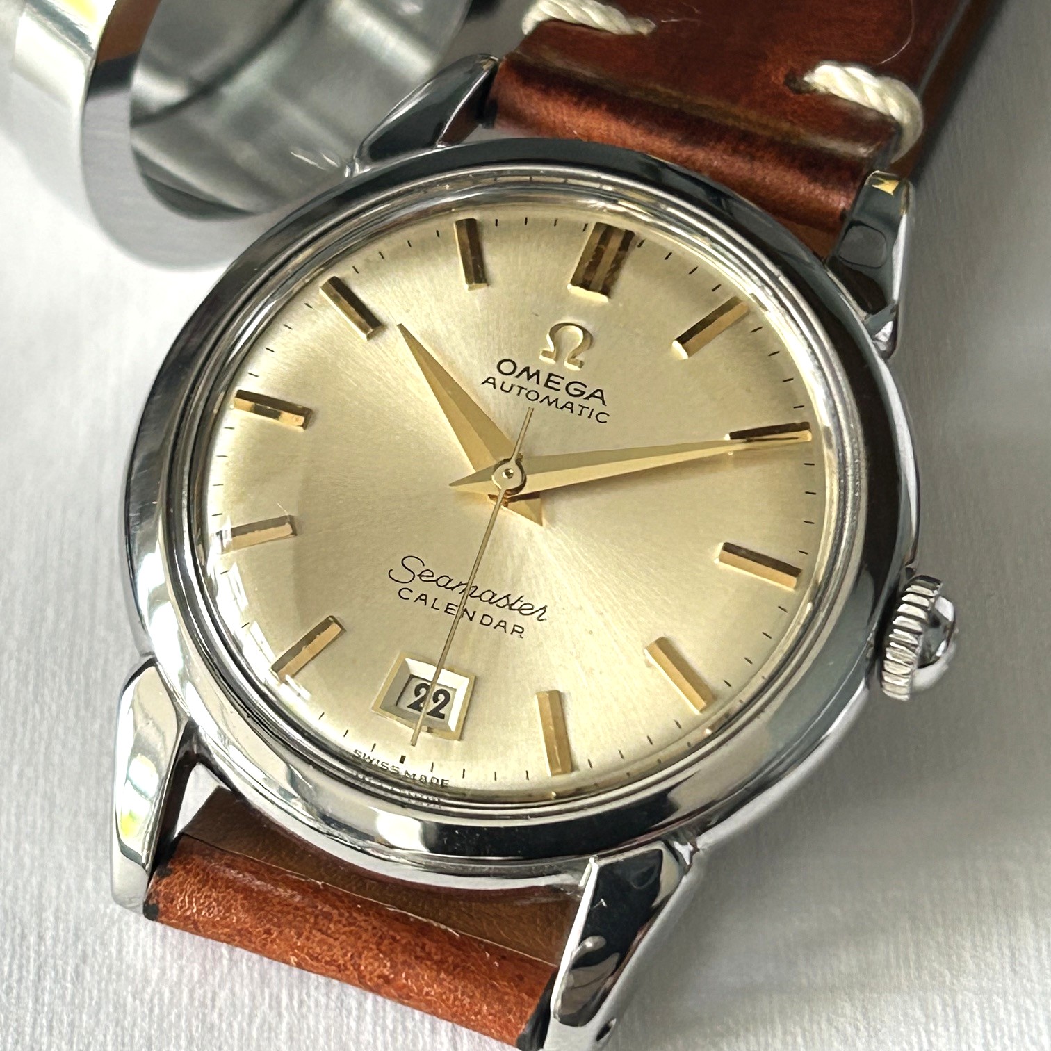 1952 Omega Seamaster Calendar 2627-8-SC Automatic Wristwatch