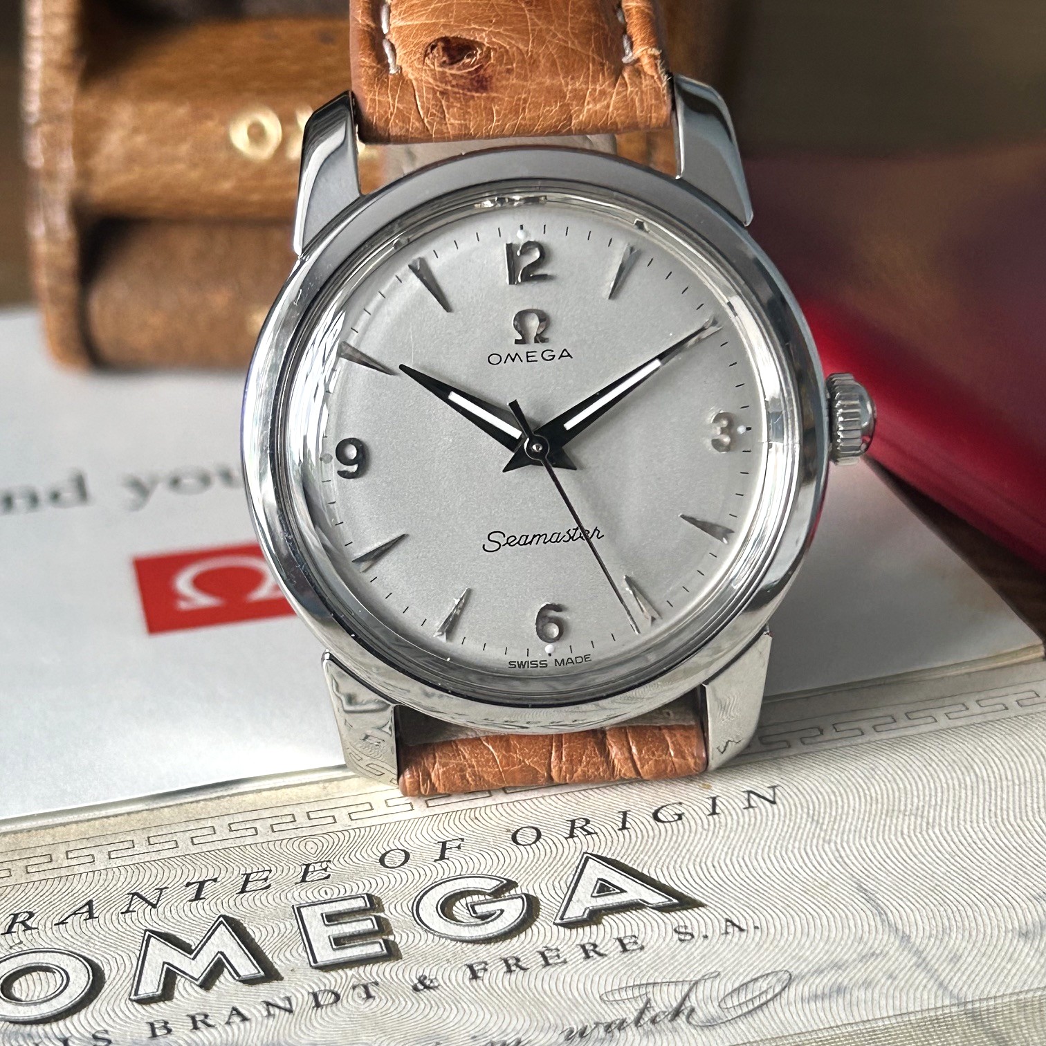 1956 Omega Seamaster Manual Wind Wristwatch Case Ref 238, Original Rare Pigskin Presentation Box & Guarantee