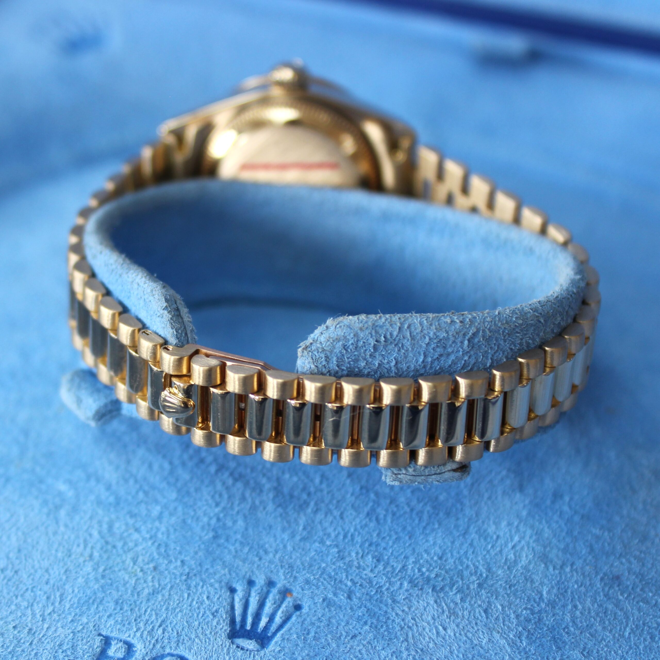 1998 Rolex Lady Datejust 69088 18ct Gold, Blue Vignette Dial, Diamond Sapphire Bezel, Box & Papers - Image 13