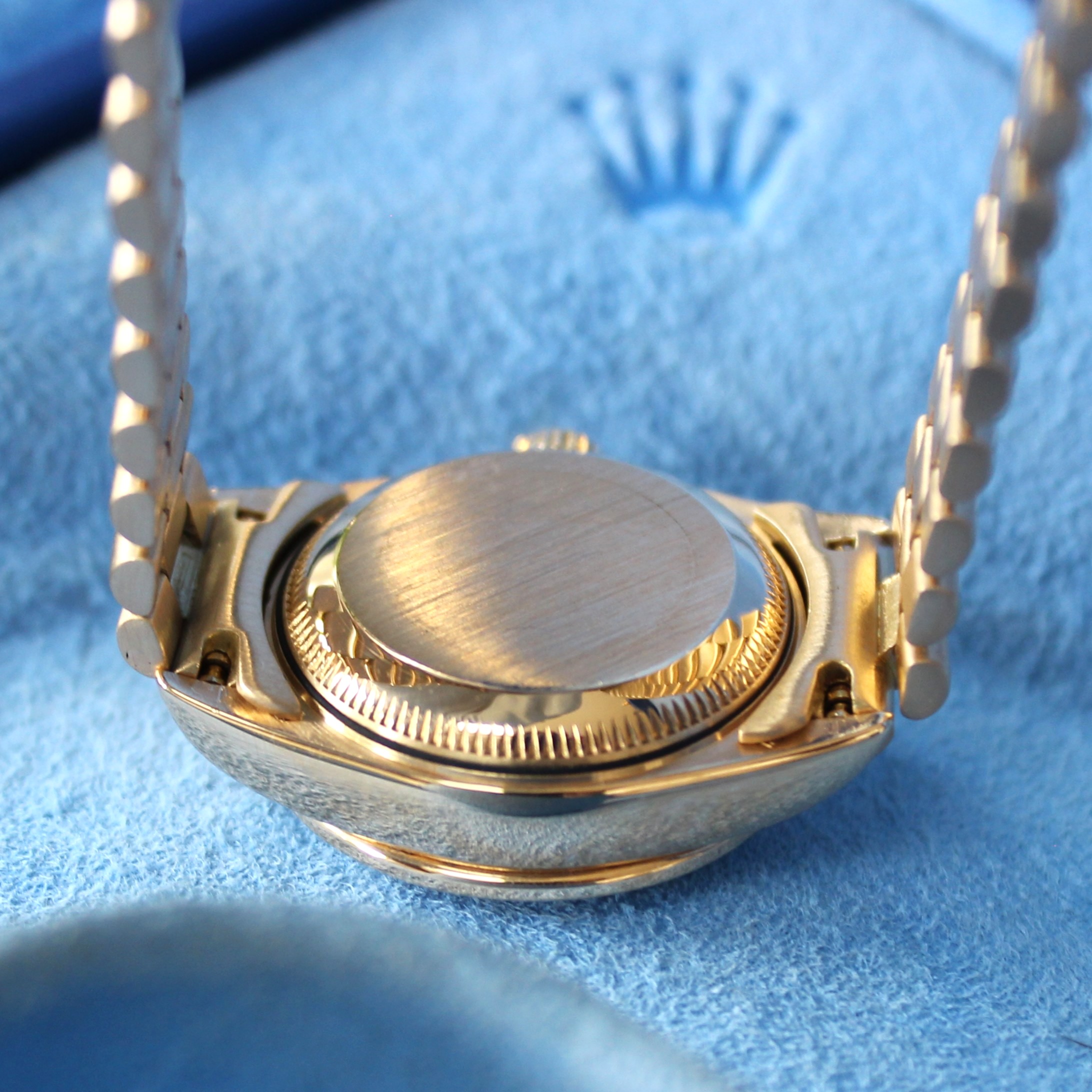 1998 Rolex Lady Datejust 69088 18ct Gold, Blue Vignette Dial, Diamond Sapphire Bezel, Box & Papers - Image 14