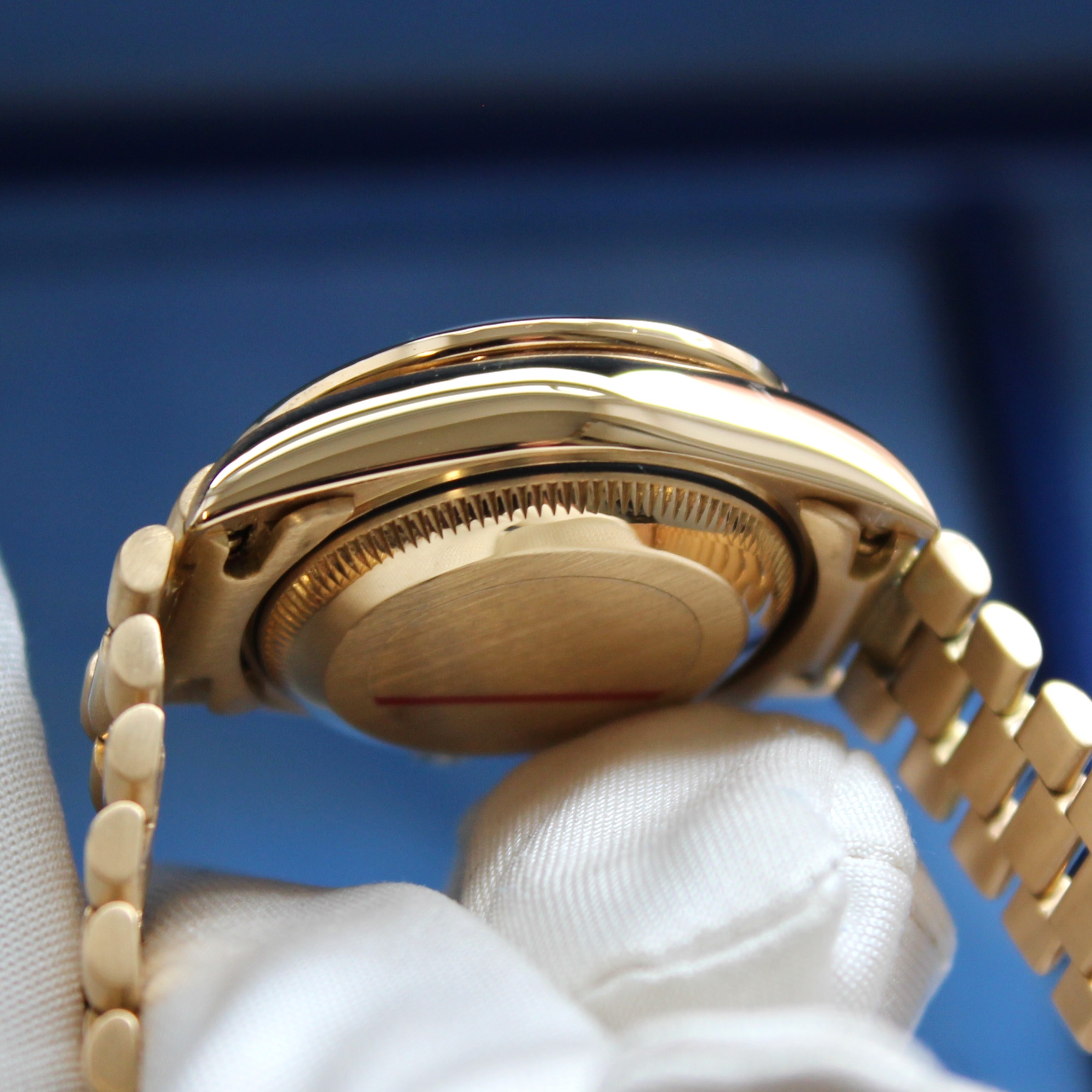 1998 Rolex Lady Datejust 69088 18ct Gold, Blue Vignette Dial, Diamond Sapphire Bezel, Box & Papers - Image 3