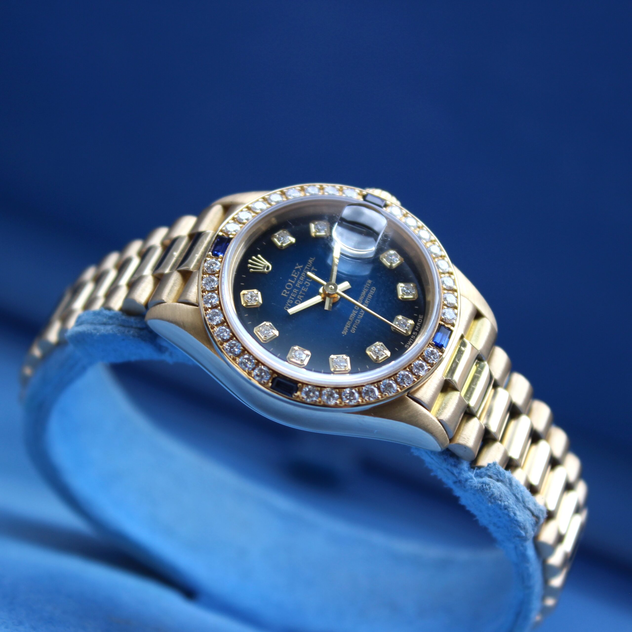1998 Rolex Lady Datejust 69088 18ct Gold, Blue Vignette Dial, Diamond Sapphire Bezel, Box & Papers - Image 6