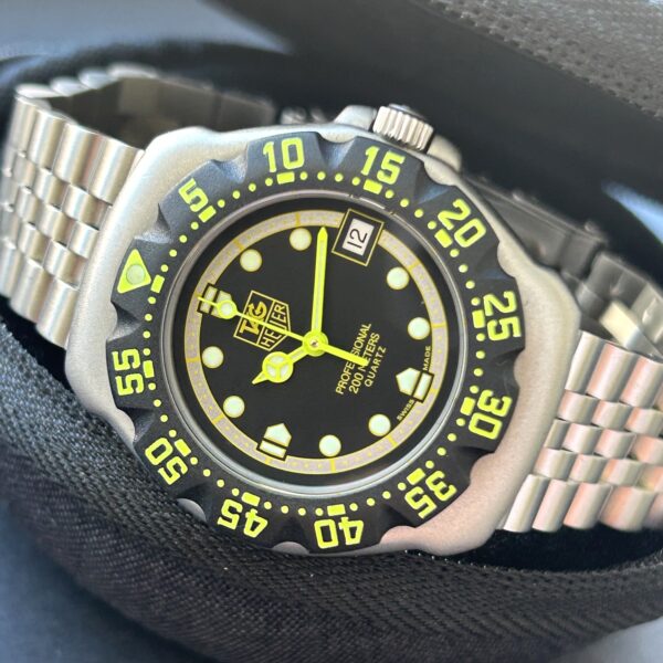 1990's TAG Heuer Formula 1 Professional Quartz Midsize Watch WA1216