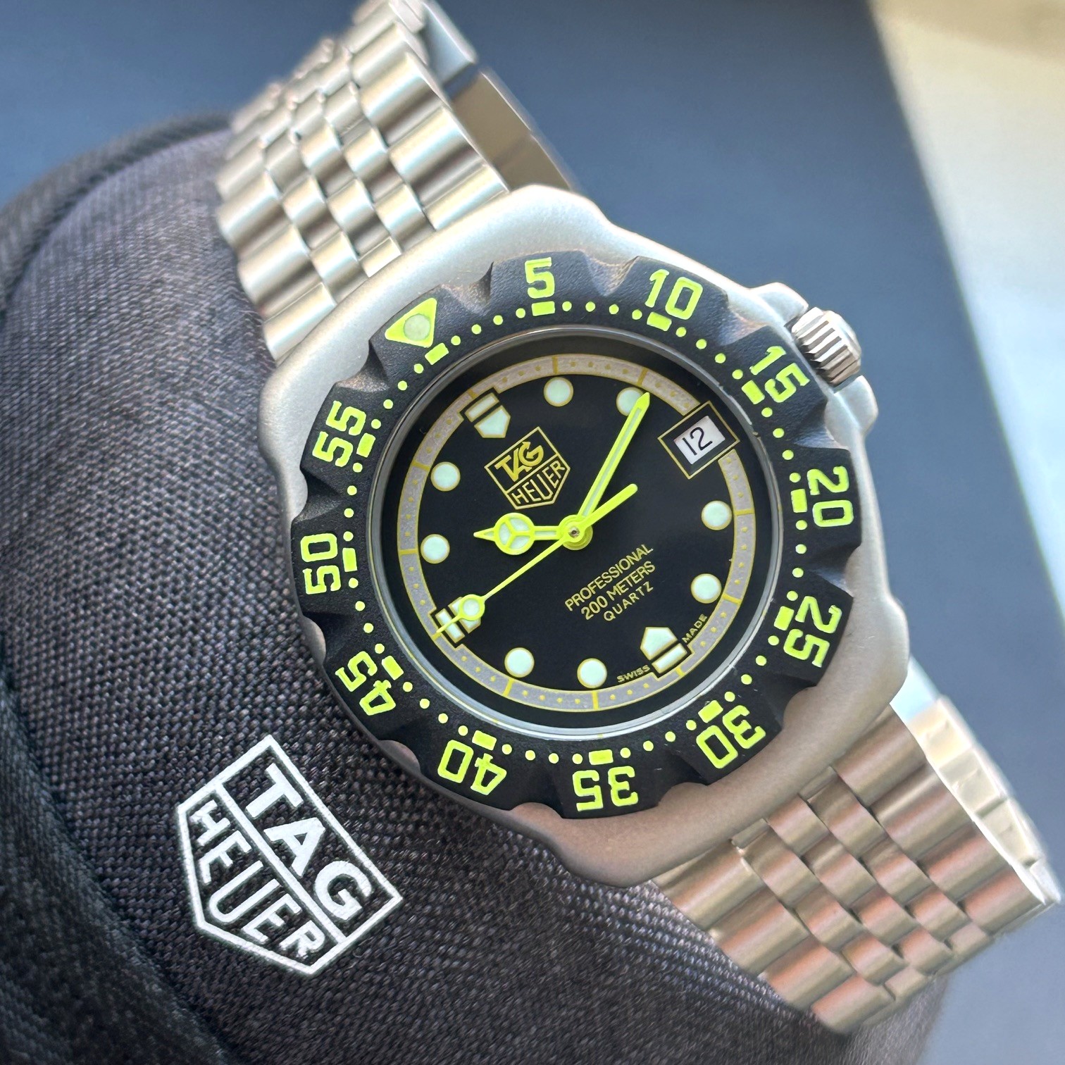 1990's TAG Heuer Formula 1 Professional Quartz Midsize Watch WA1216 - Image 2