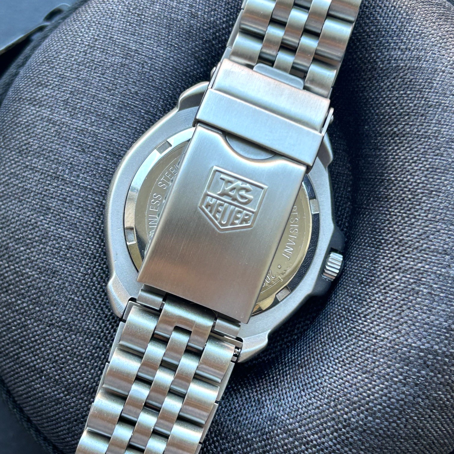 1990's TAG Heuer Formula 1 Professional Quartz Midsize Watch WA1216 - Image 5